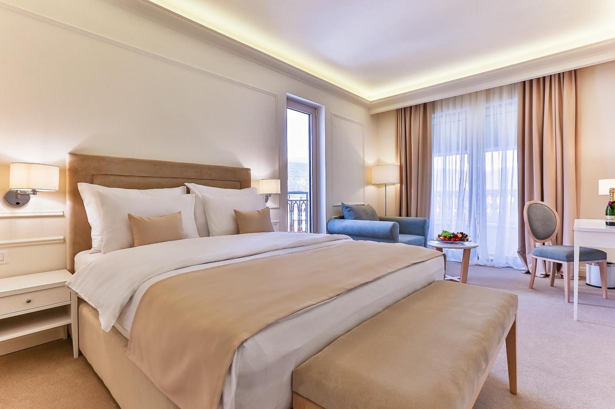 בודווה Hotel Eden מראה חיצוני תמונה