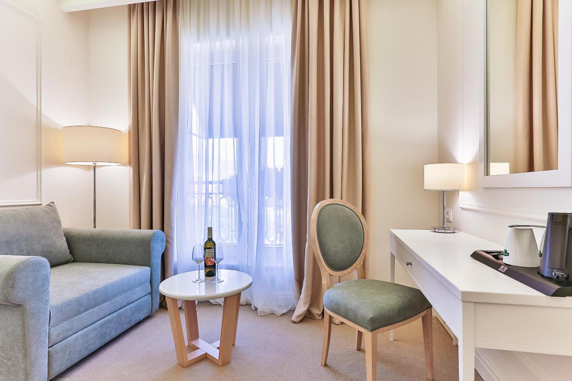 בודווה Hotel Eden מראה חיצוני תמונה
